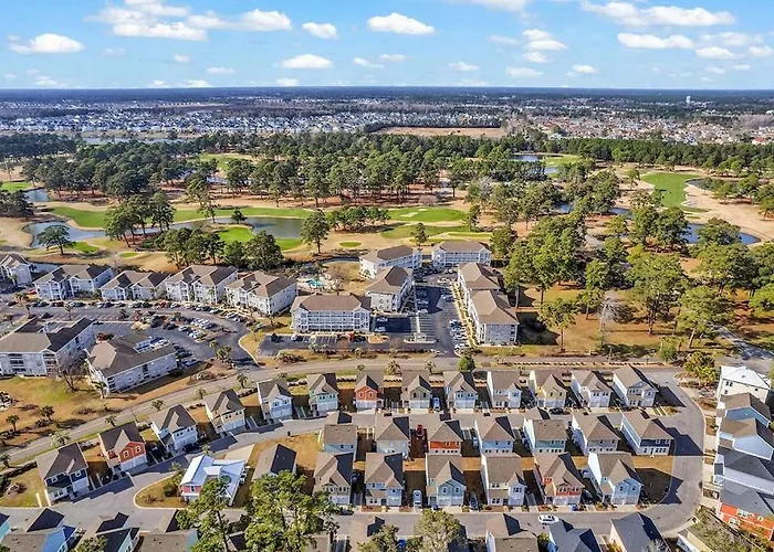 Centrally Located Myrtle Beach House Near Sports Center, Broadway At The Beach, Shopping, Beach, And Golf